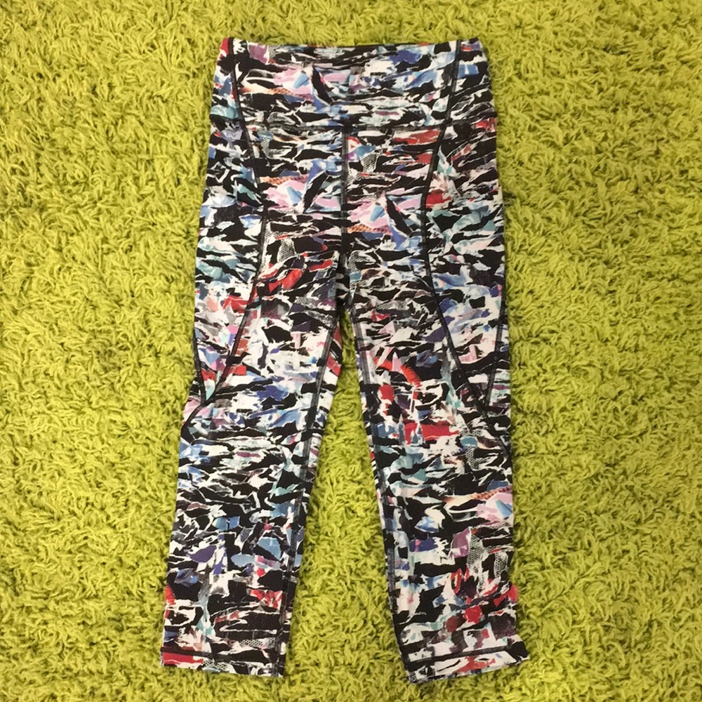 Lululemon Break Free Crop